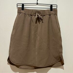 Lululemon On The Fly Sporty Skirt with Pockets and Drawstrings Waist - Women’s 8